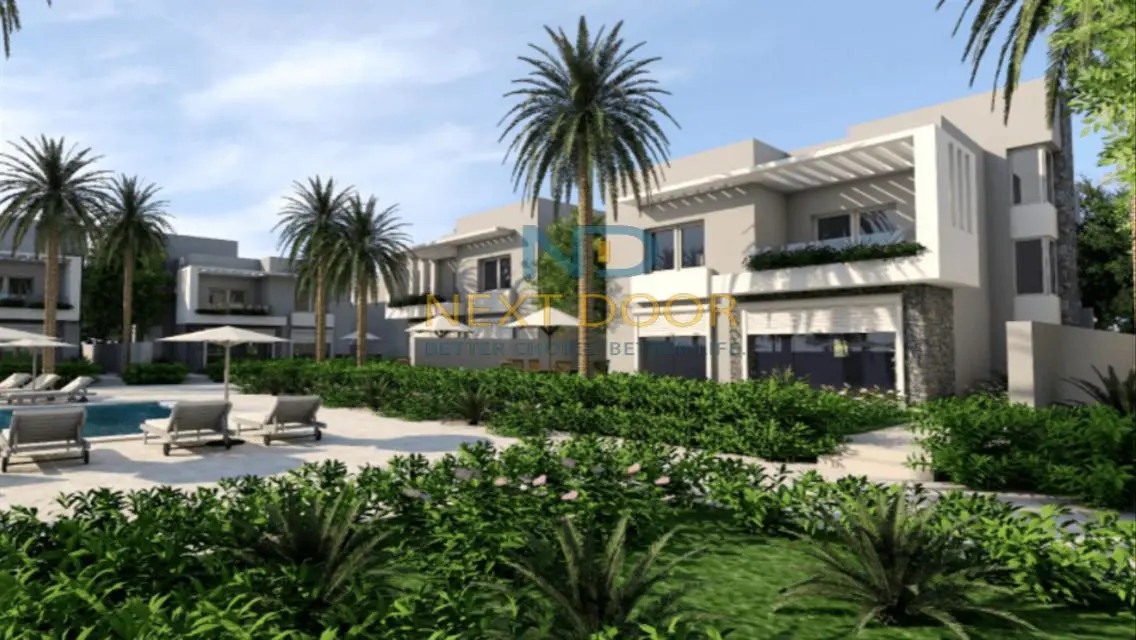 Luxury Apartment Overlooking the Lake for Sale
