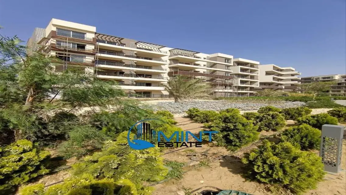 Luxury Apartment with Spacious Design in AUC