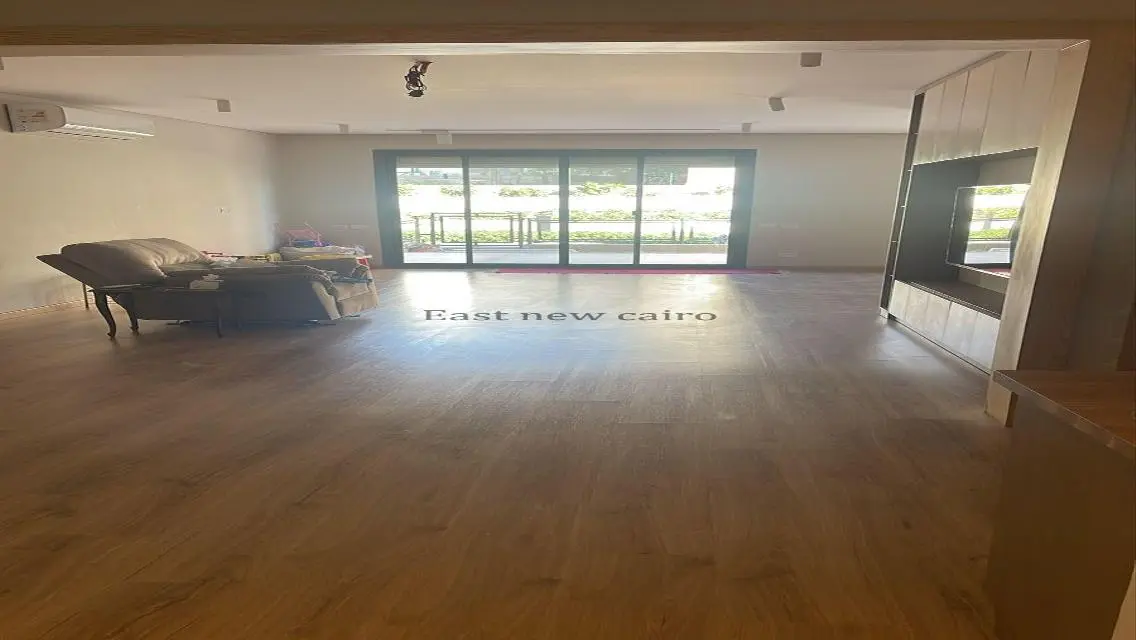 Luxury Villa for Sale in V-Residence