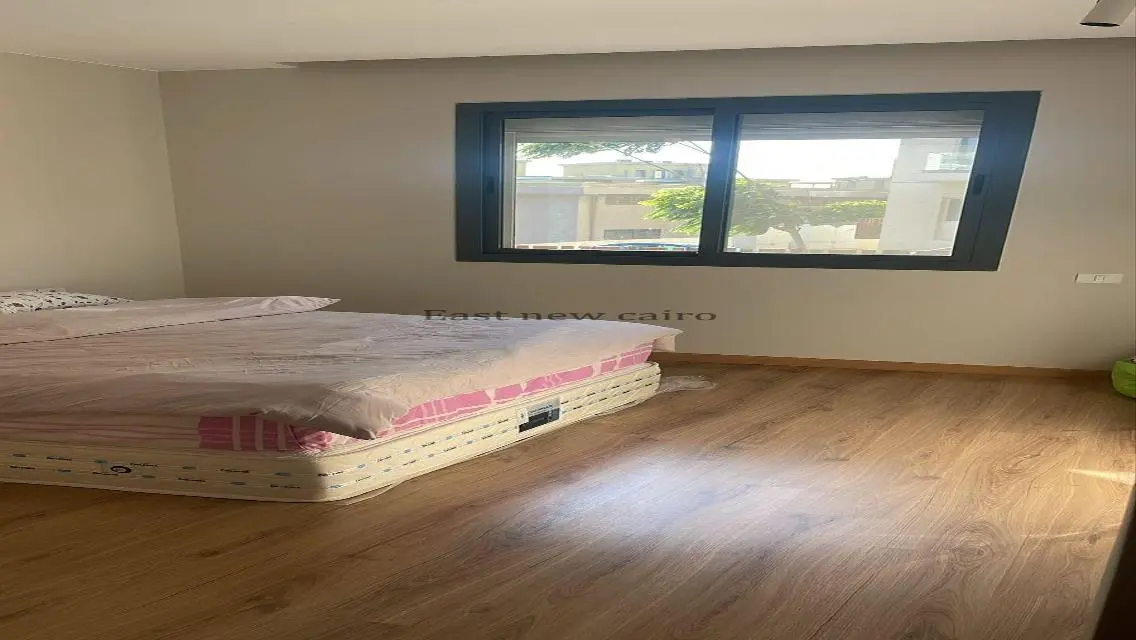 Luxury Villa for Sale in V-Residence