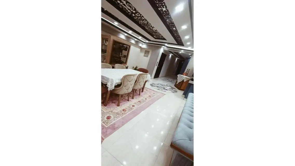 Luxury 3-Bedroom Apartment in the Heart of the City