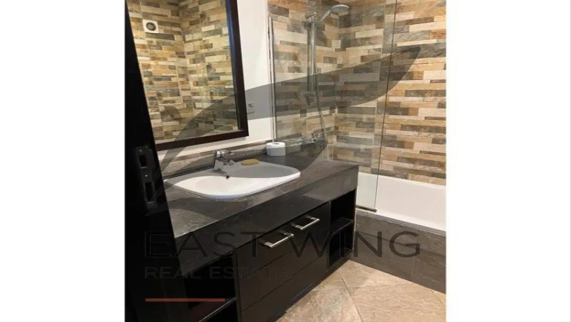 Stunning Apartment for Sale with Ample Space