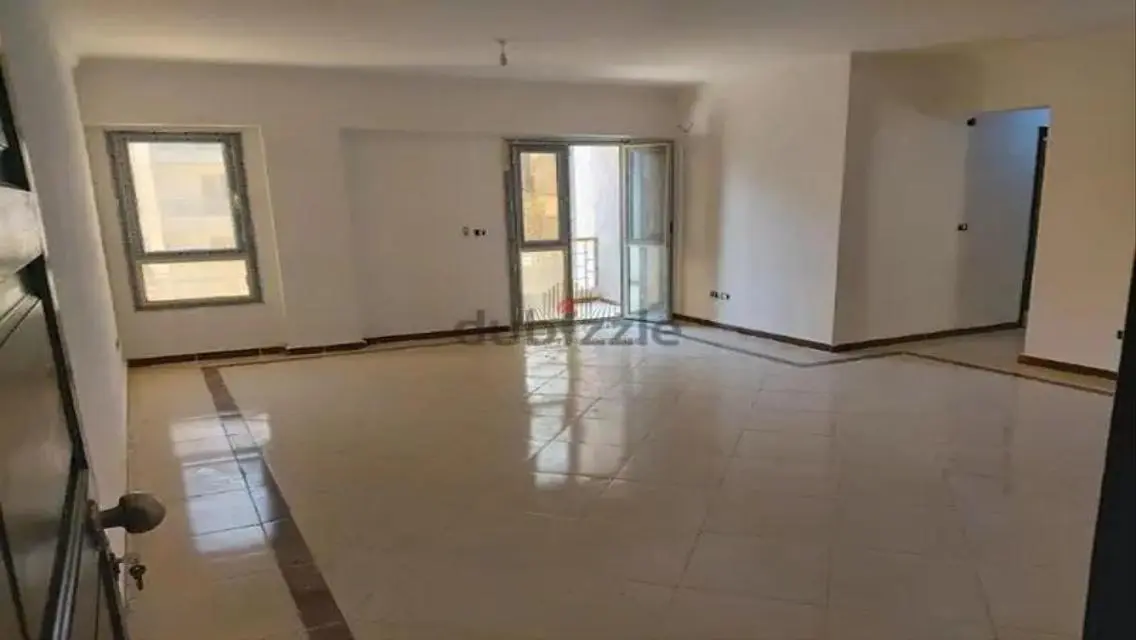شقة مميزة للإيجار في موقع رائع