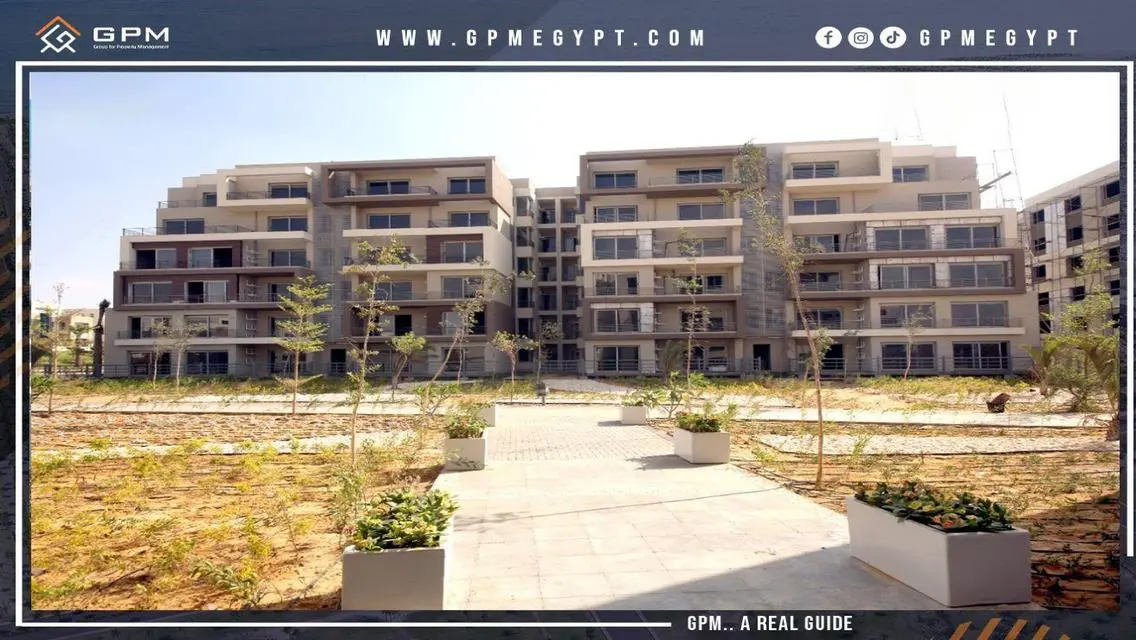 Luxury 70 sqm Apartment with Landmark View