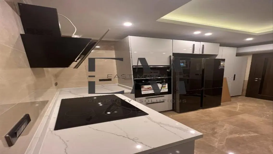 Luxury Villa with Private Garden and Maid Room