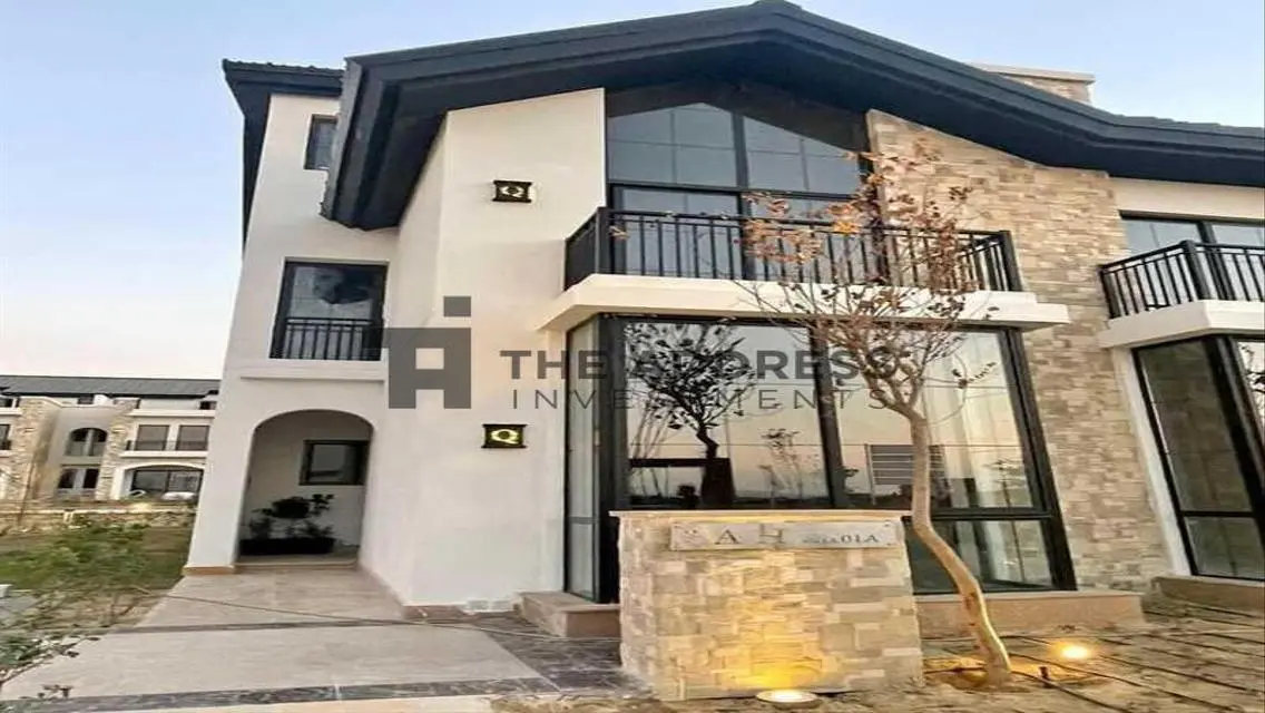 Luxury Villa for Sale in Mountain View Compound, New Cairo