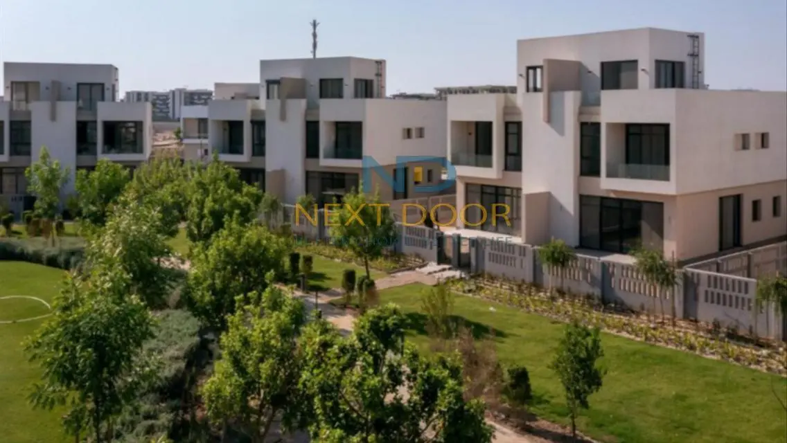 Luxury 4-Bedroom Apartment in the City Center