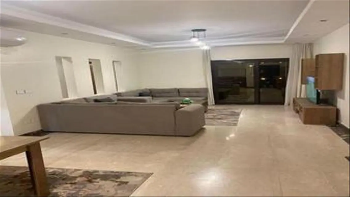 Spacious 150 sqm Apartment in Helmy