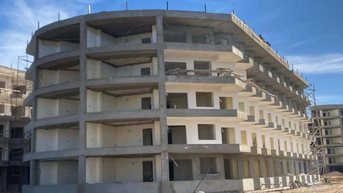 شقة مميزة في موقع استراتيجي - تطل على بحيرات