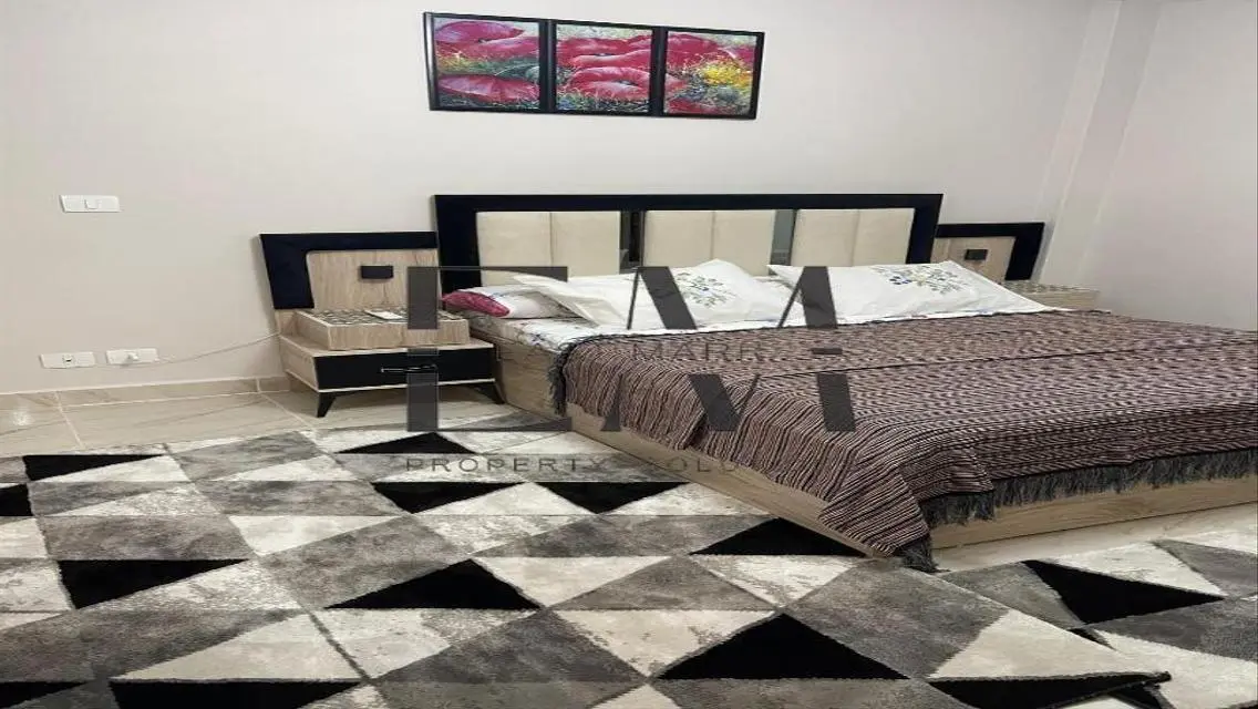 Luxury Apartment in B12 with Private Garden