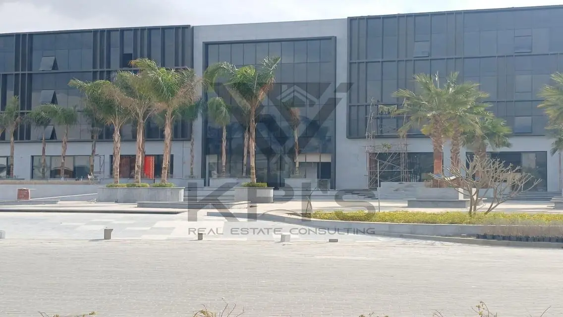 Luxury Apartment at Lake View Residence, New Cairo