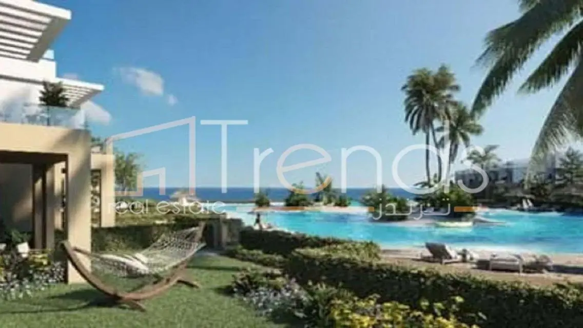Luxury Apartment for Sale with Stunning Lake View