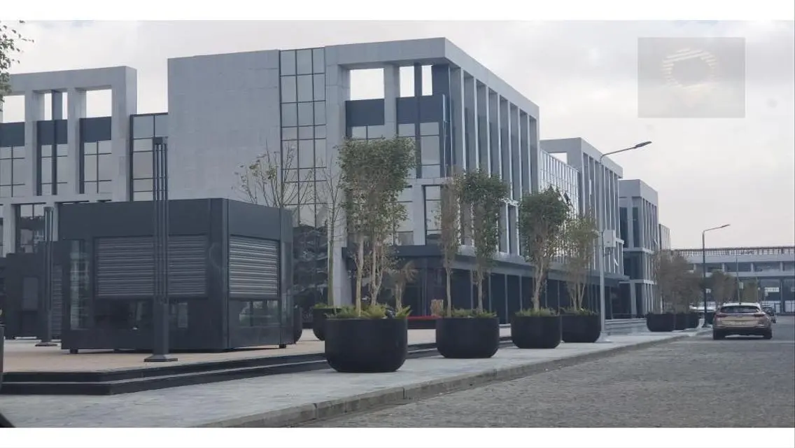 Office for Sale in 65 East Hub Mall