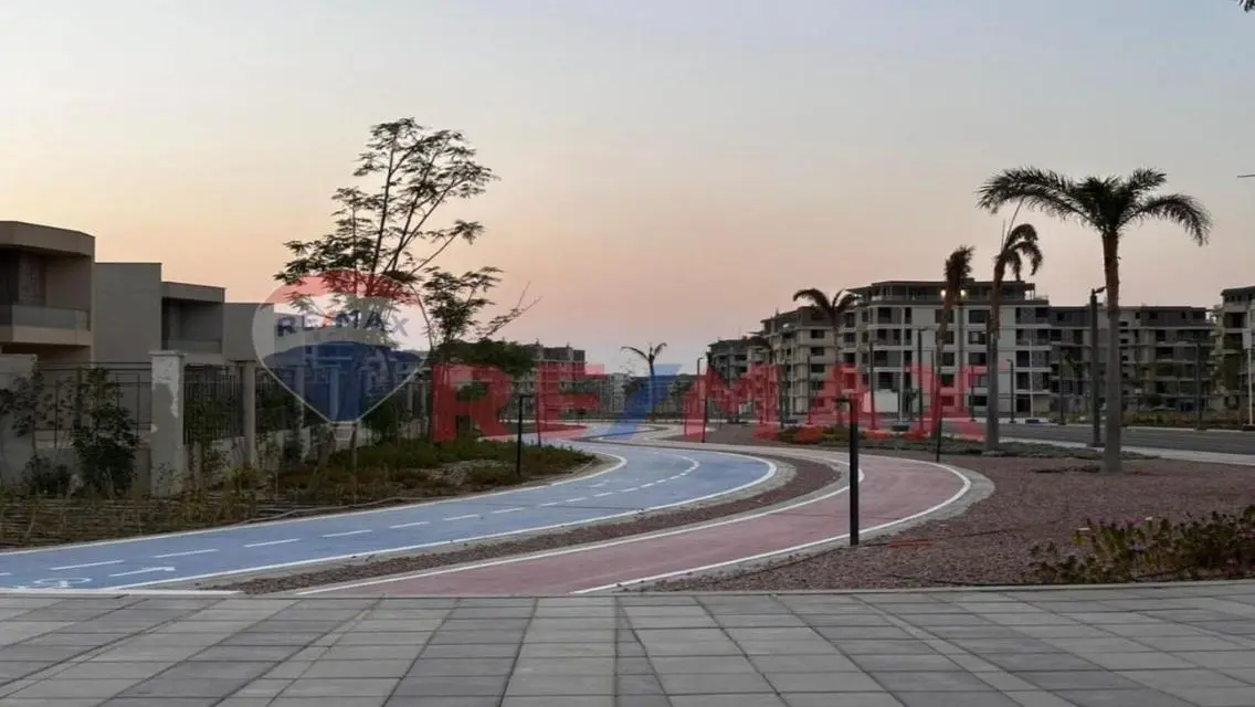 Luxurious Apartment with Maid Room and Premium Amenities