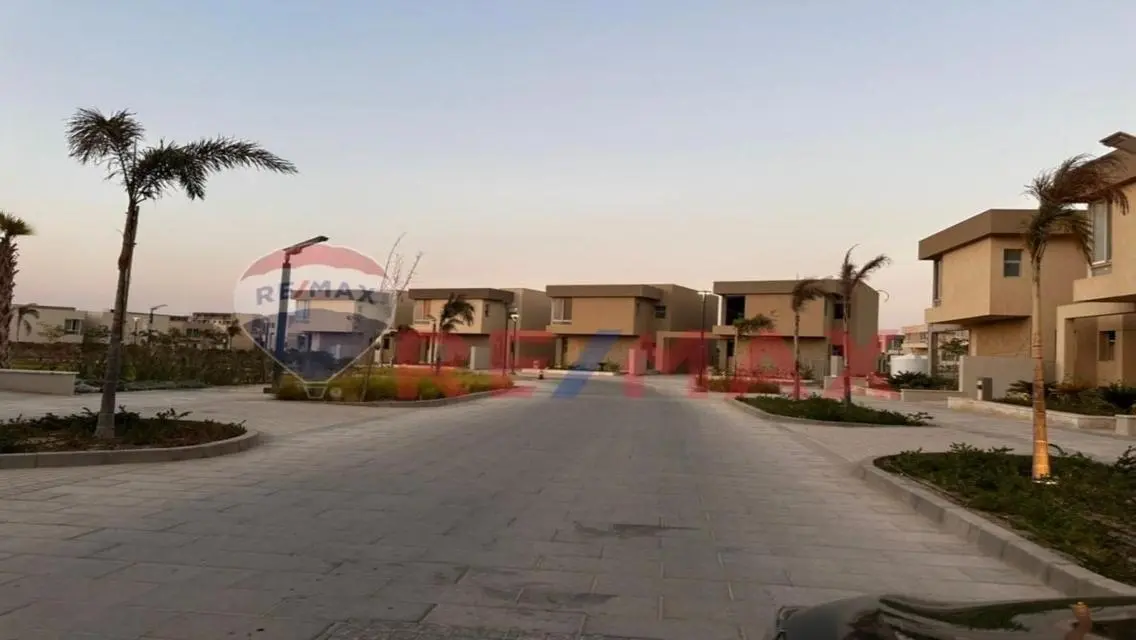 Luxurious Apartment with Maid Room and Premium Amenities