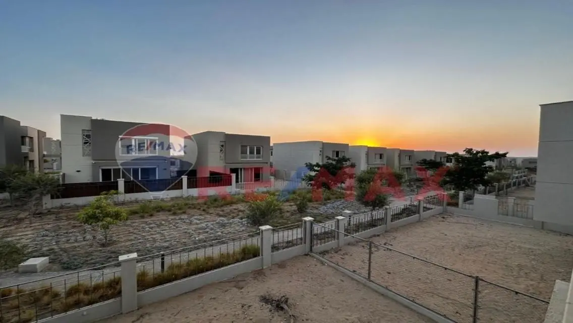 Luxurious Apartment with Maid Room and Premium Amenities