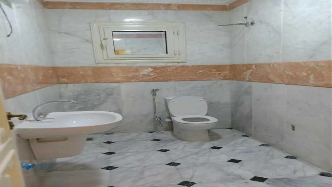 عقار سكني متميز في القاهرة