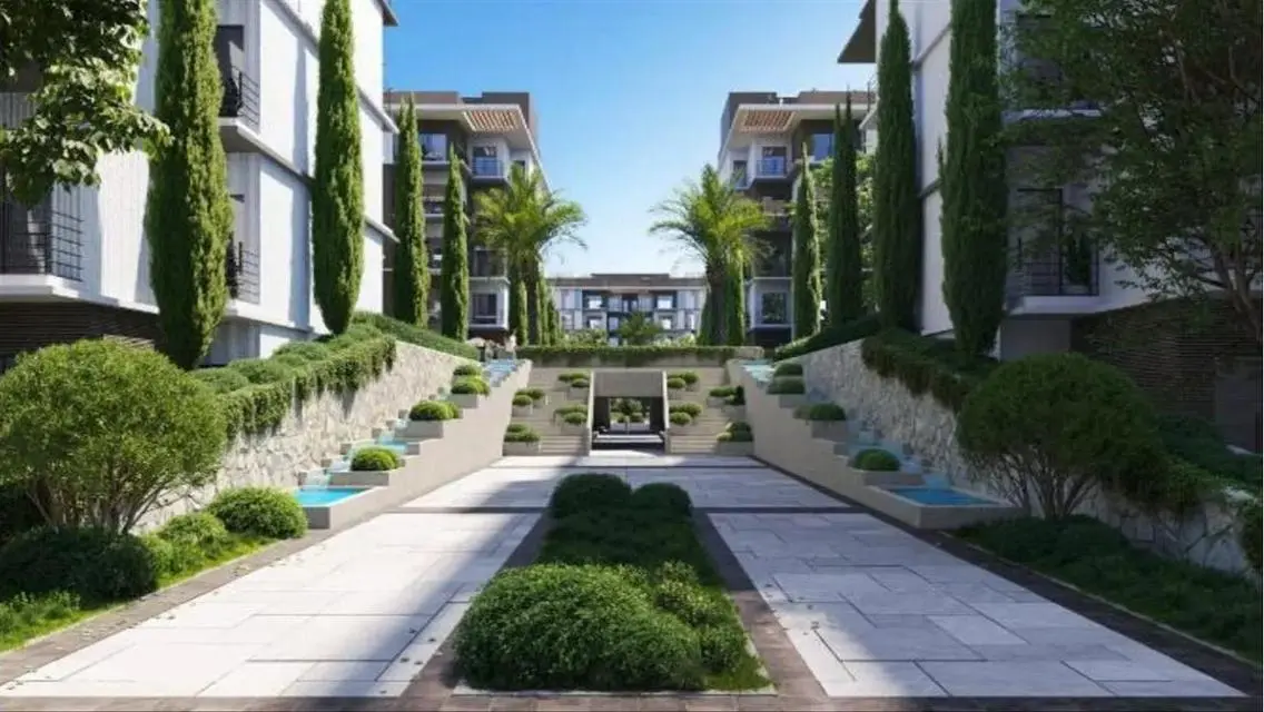 Luxury Apartment with Spacious Layout in the Heart of the City