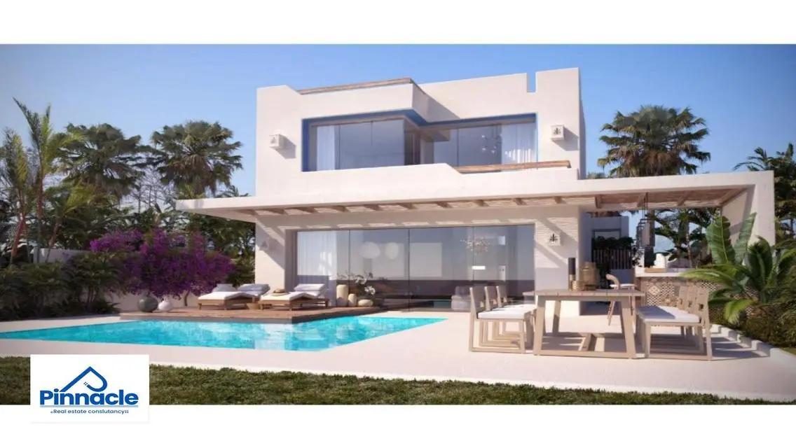 Luxury Villa with Private Garden and Balcony