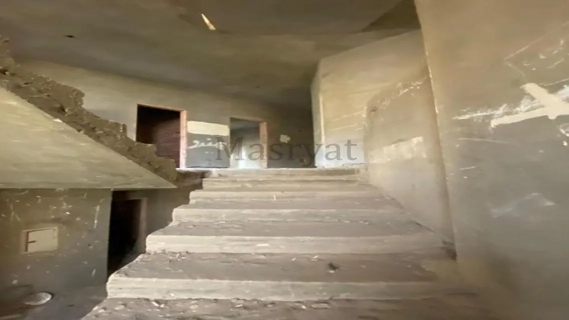 فيلا فاخرة في AUC مع مسبح وحديقة خاصة