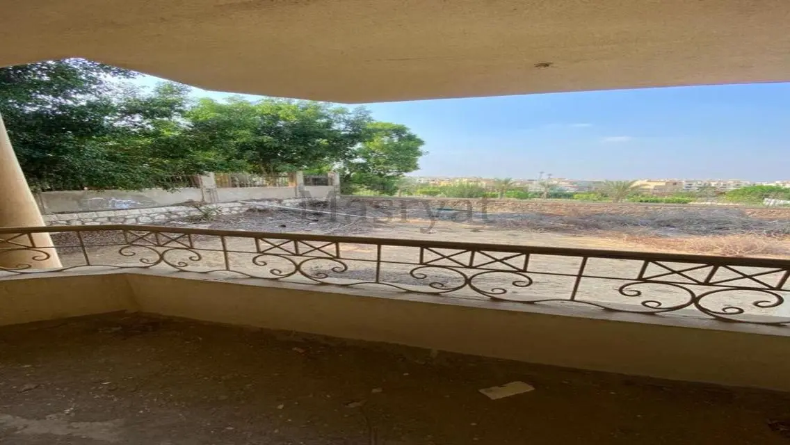 فيلا فاخرة في AUC مع مسبح وحديقة خاصة