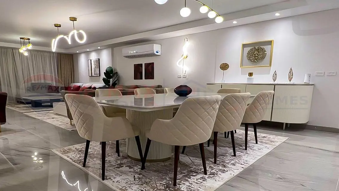 Luxurious Apartment in the Heart of the City at an Attractive Price