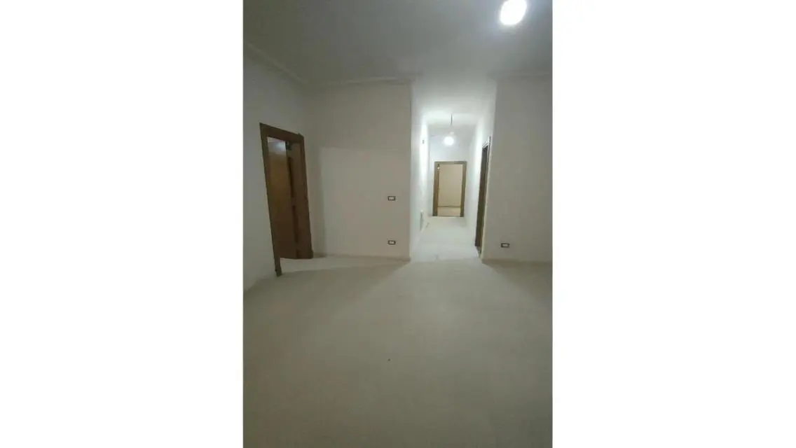 Luxury Apartment for Sale, 800 Sq. M.