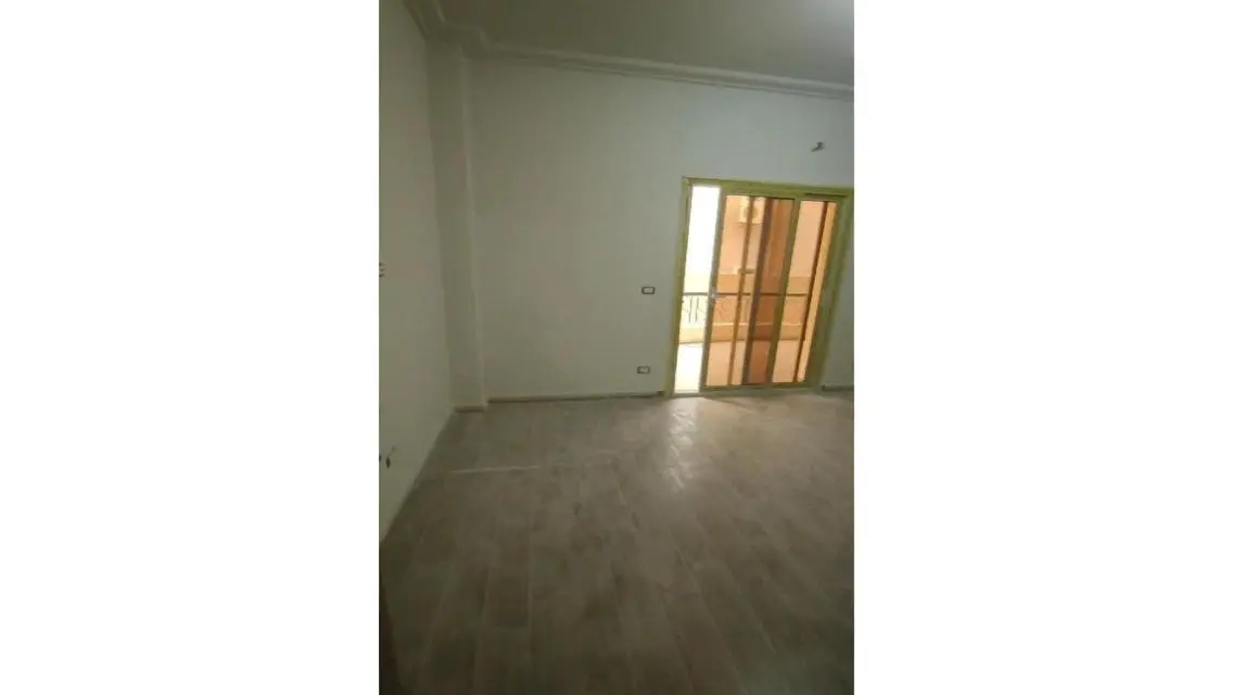 Luxury Apartment for Sale, 800 Sq. M.