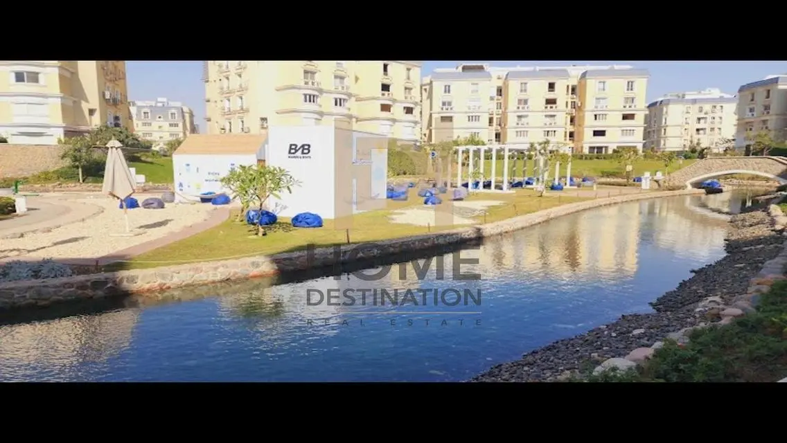 Stunning Lake-View Apartment in a Prime Location