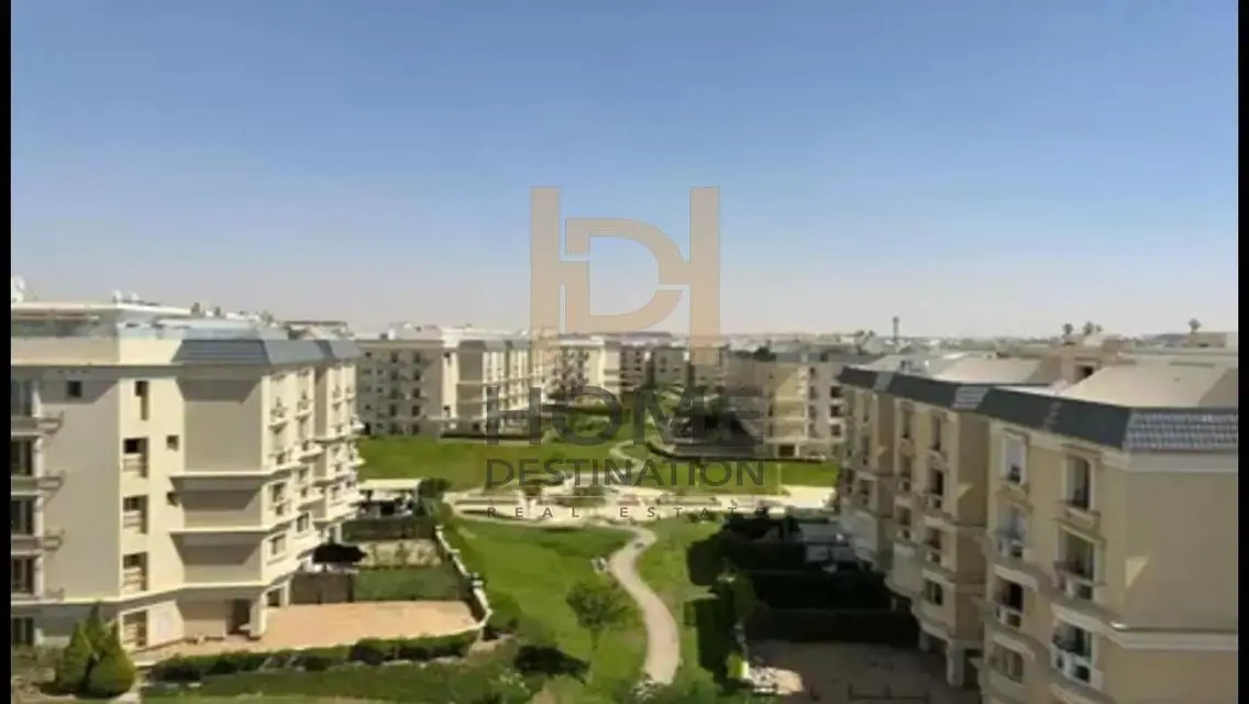 Stunning Lake-View Apartment in a Prime Location