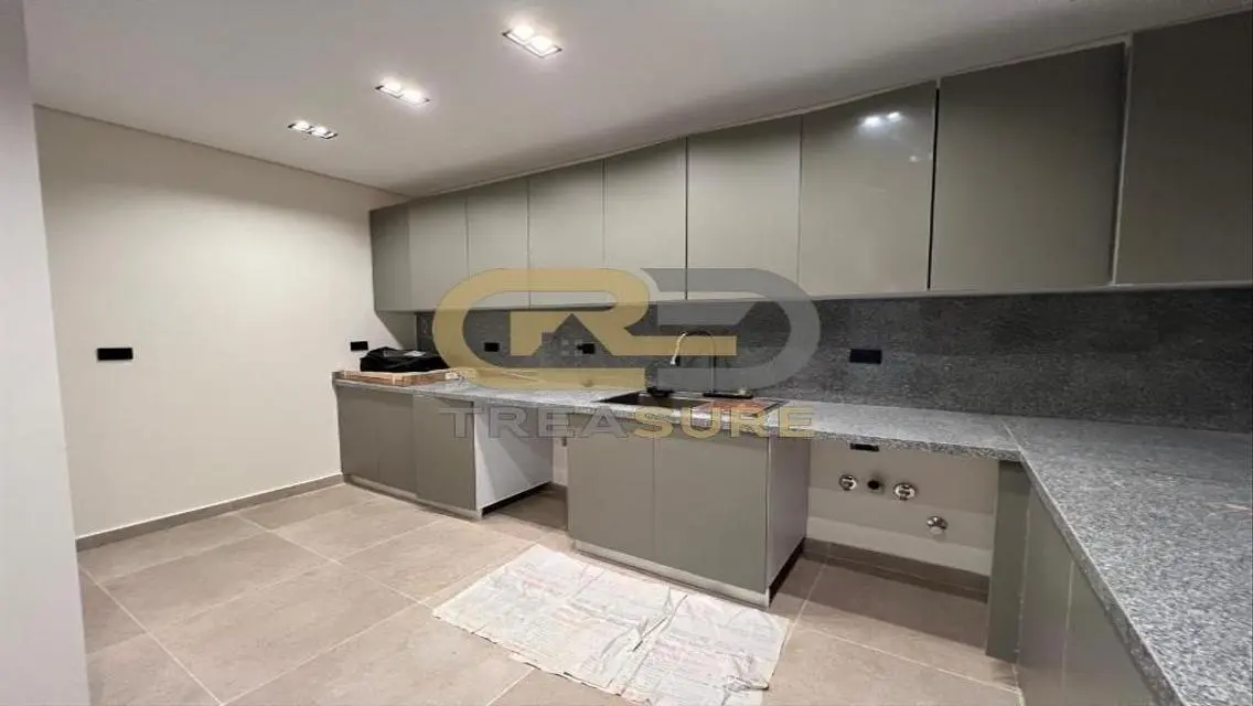 Luxury Apartment for Sale in Treasure Area
