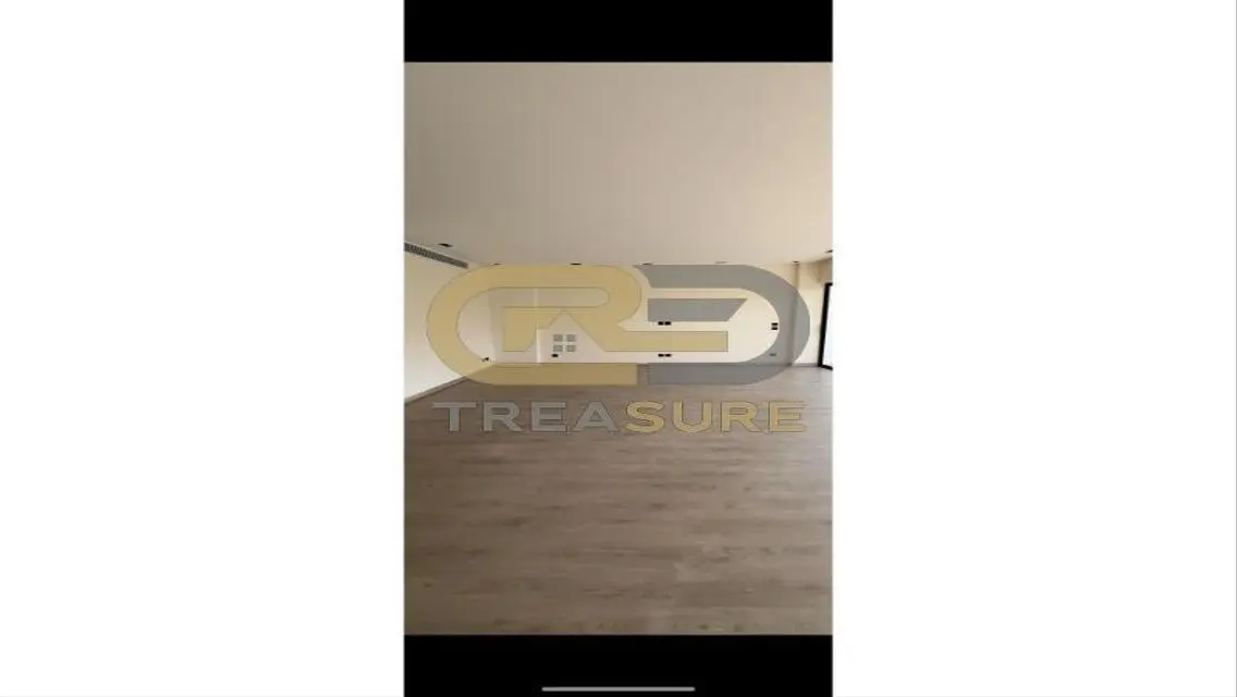 Luxury Apartment for Sale in Treasure Area