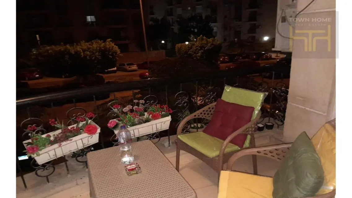 شقة ممتازة للبيع في موقع مميز