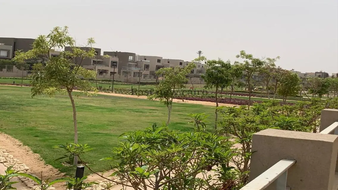Luxury Apartment of 300 sqm with Private Garden and Pool