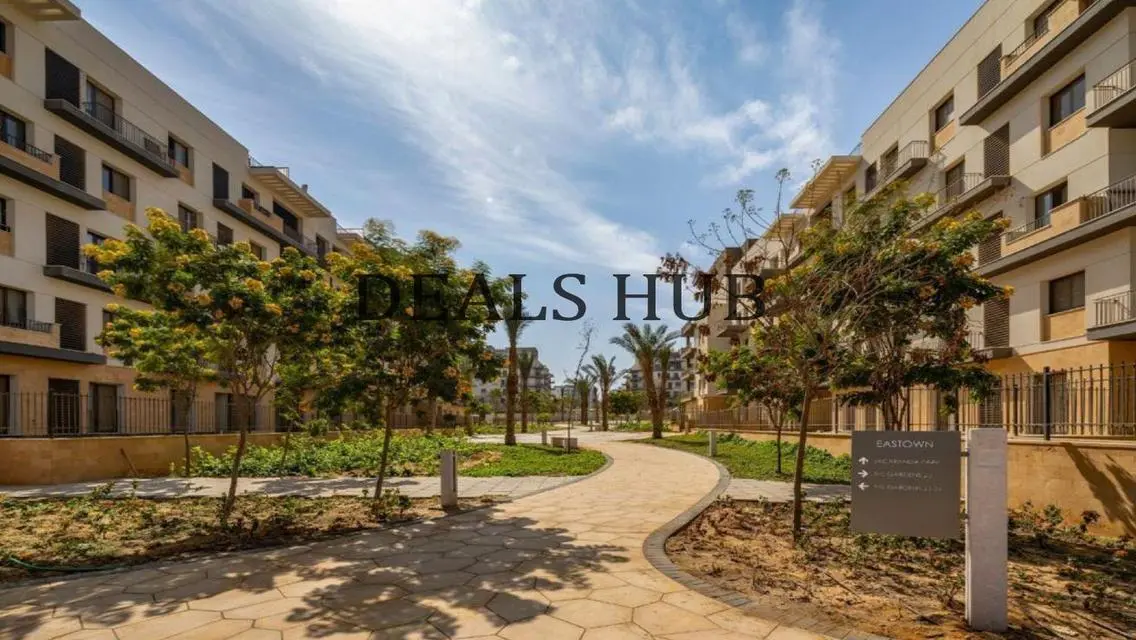 شقة متميزة للبيع بديكورات عصرية ومساحة واسعة