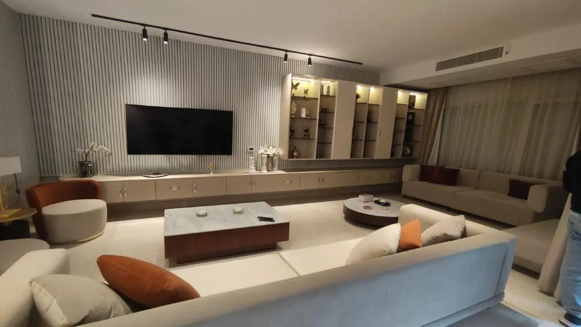 Luxury Villa for Sale - 340 m² in Prime Location