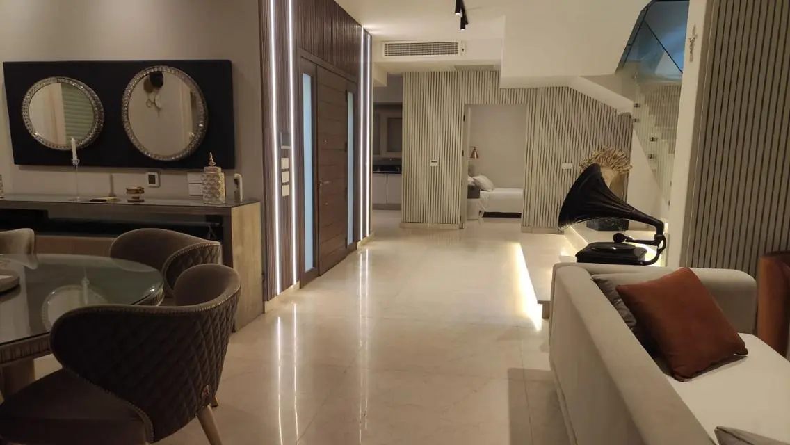 Luxury Villa for Sale - 340 m² in Prime Location