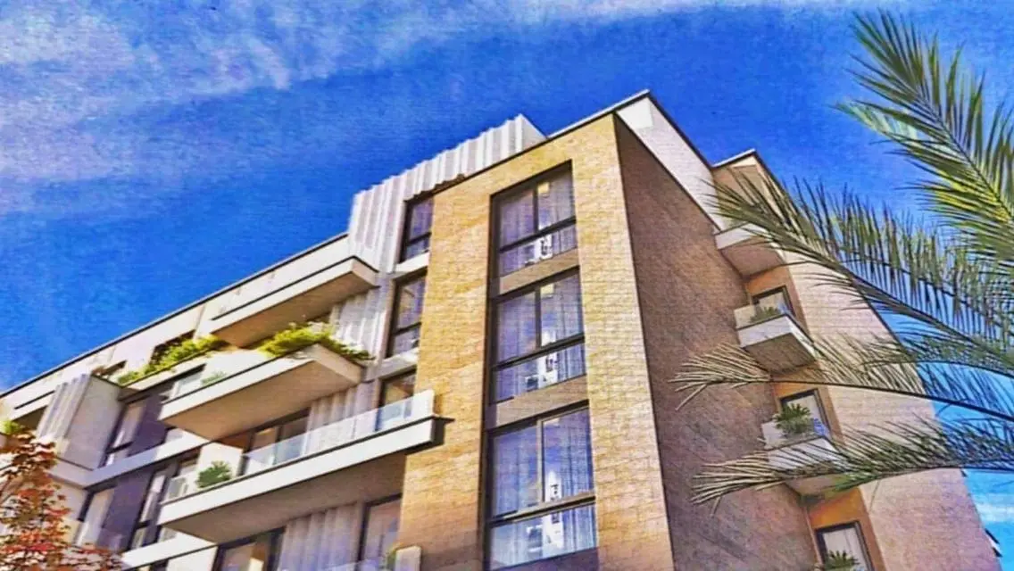 Luxury Apartment for Sale in CIV WEST