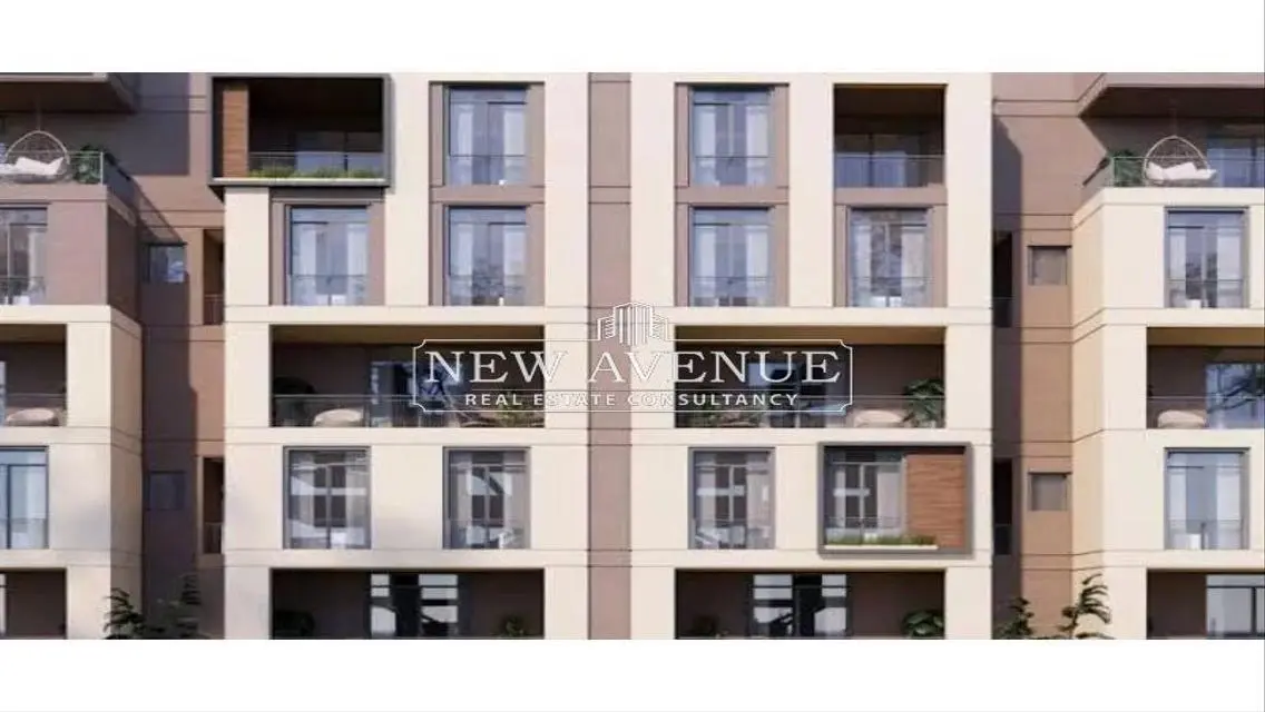 3-Bedroom Apartment with Balcony in MNHD