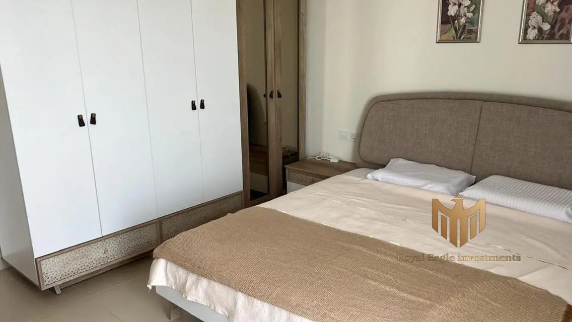 Luxury Apartment with 5-meter Space