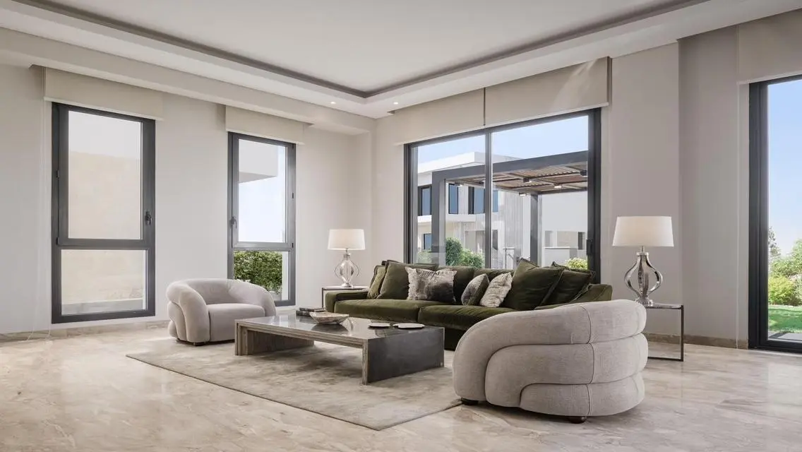 Luxury Villa with Stunning Lake View