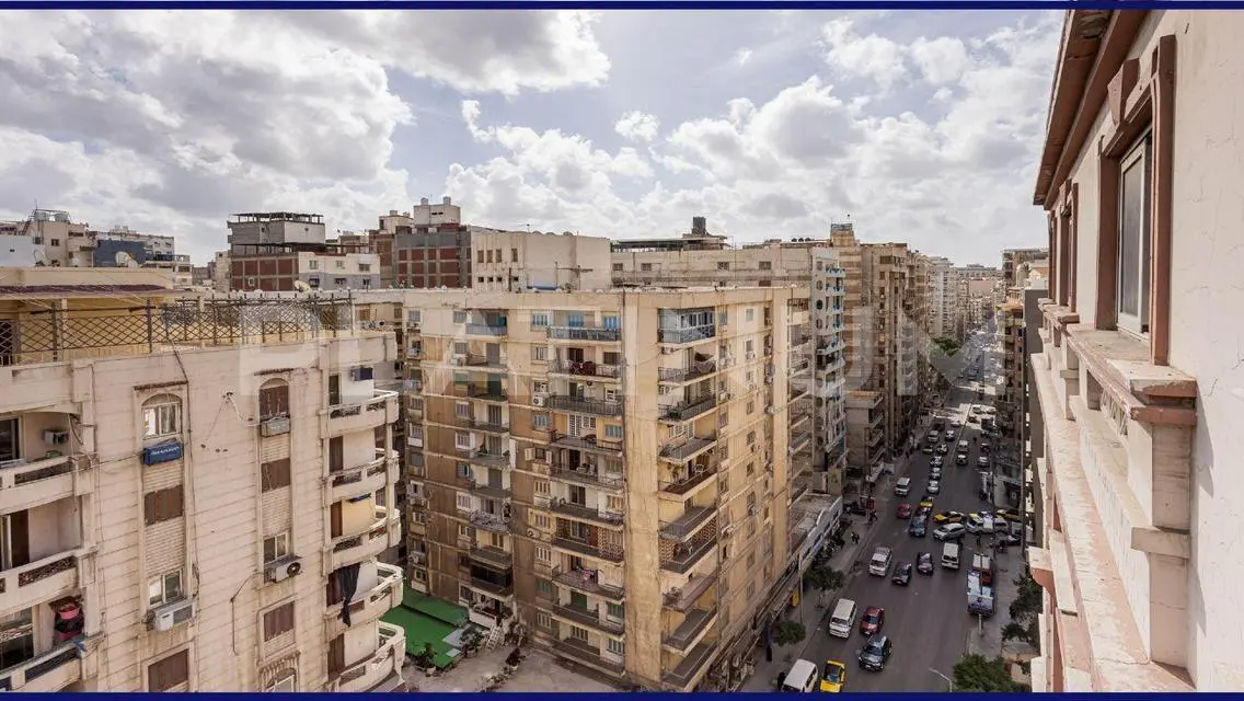 شقة فاخرة للبيع بسعر مغري