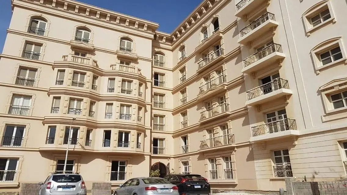 شقة فاخرة مطلة على معلم رئيسي في سنترال بارك
