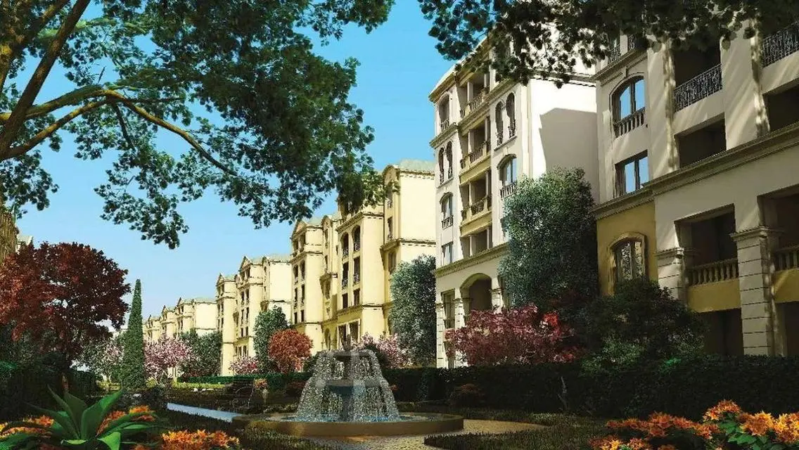 Stunning Apartment in a Prime Location with Private Garden
