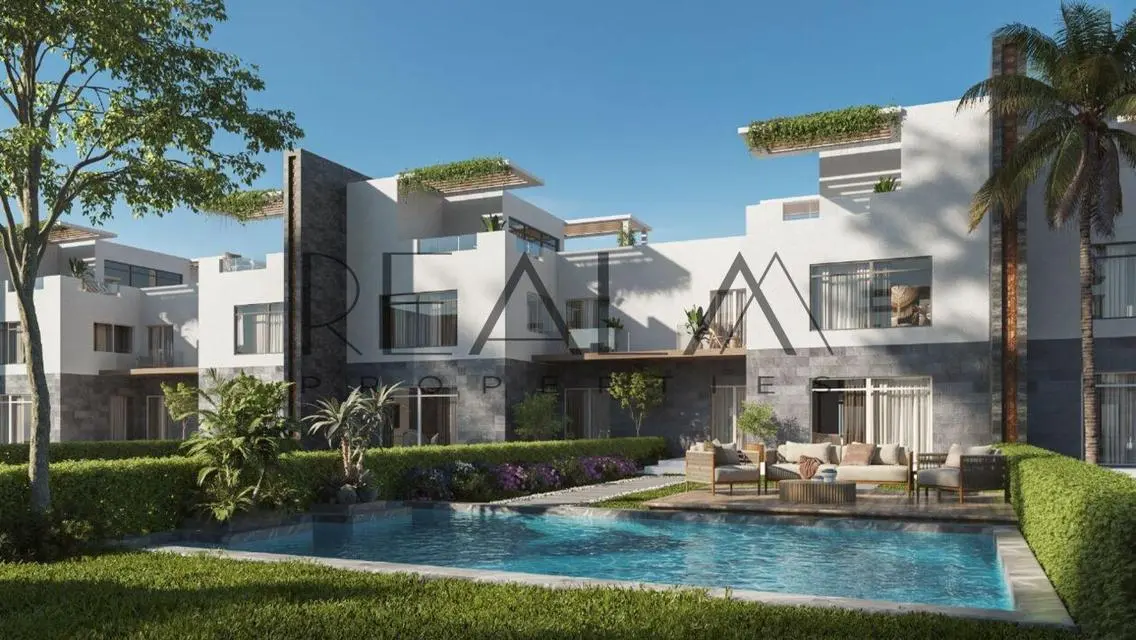 Luxurious Villa for Sale with Spacious Amenities