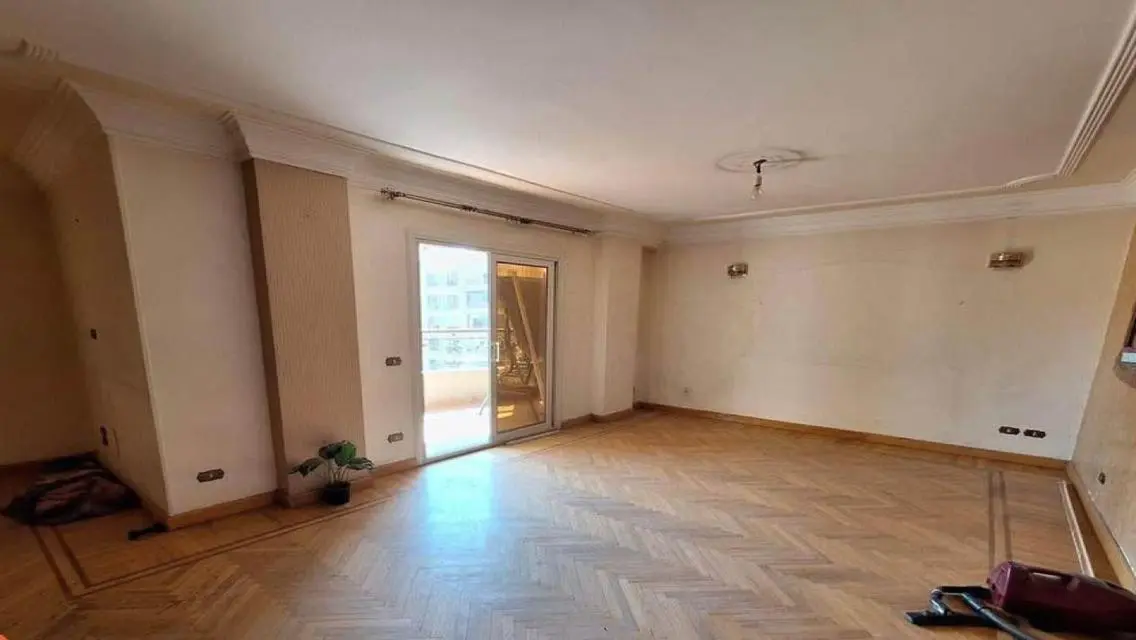 Luxury Apartment for Sale with 250 sqm in the Heart of the City