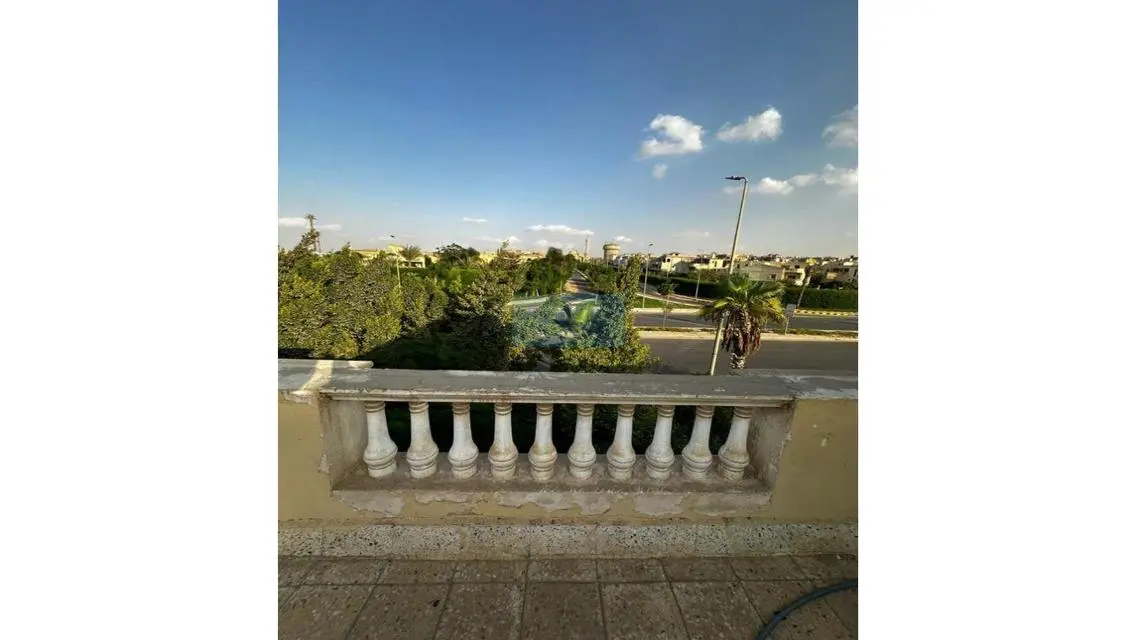 Luxury Apartment for Sale in Prime Location - 400 Sq. M