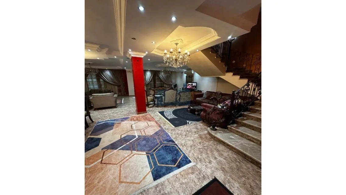 Luxury Apartment for Sale in Prime Location - 400 Sq. M