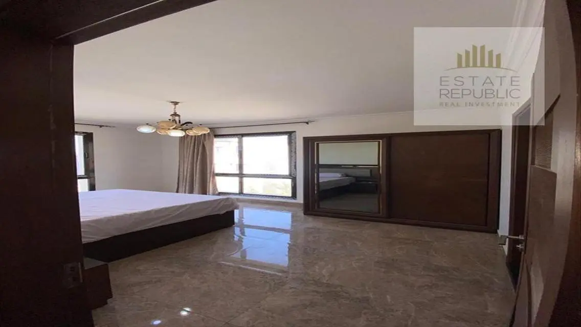 Luxury Apartment for Rent by the Lakes