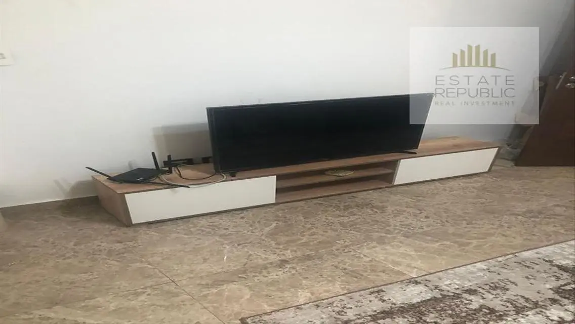 Luxury Apartment for Rent by the Lakes